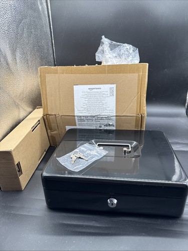 Cash box with key - cash,